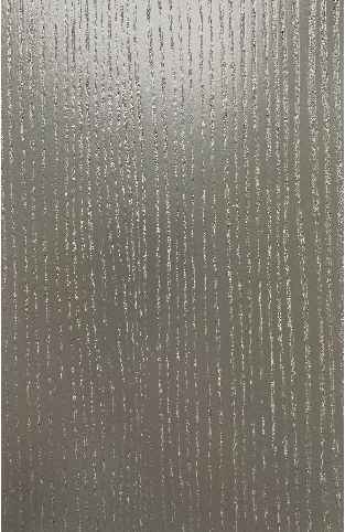 Серое дерево